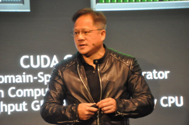 黄仁勋 : GPU自主运算时代来临，深度学习将延续摩尔定律-芯智讯