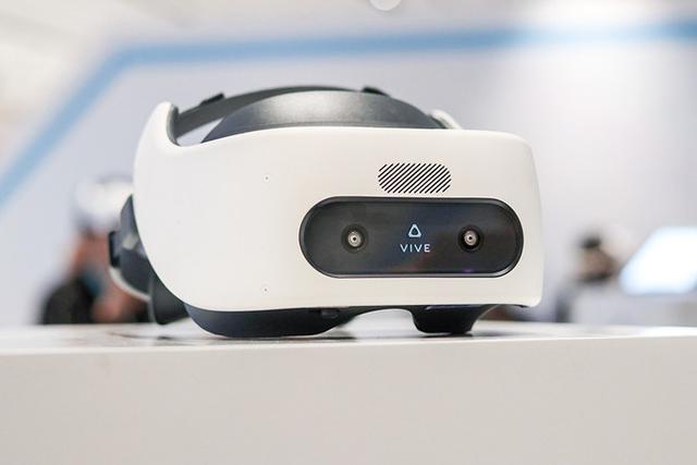 HTC全新VR一体机Vive Focus Plus发布：定价5699元！-芯智讯