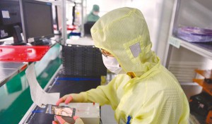 台湾面板厂减产手机屏：国产手机悲催