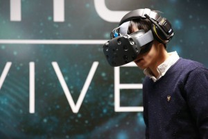 HTC：VR还是春天，Vive无线头戴很快就来