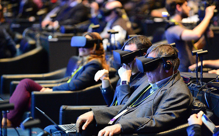 250人同时同地体验360度4K VR视频
