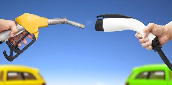 electric-vehicle-charging-vs-gasoline-e1484590338347.jpg