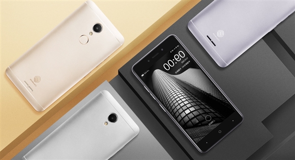 中国移动A4手机正式发布：搭载国产处理器 售价499元