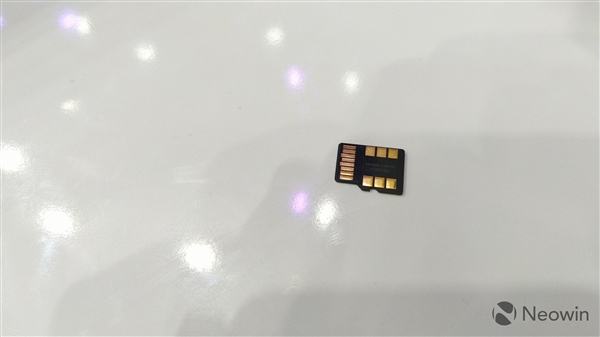 能当SIM卡的microSD存储卡来了：完美二合一