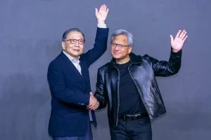 黄仁勋出手,235亿投资联发科