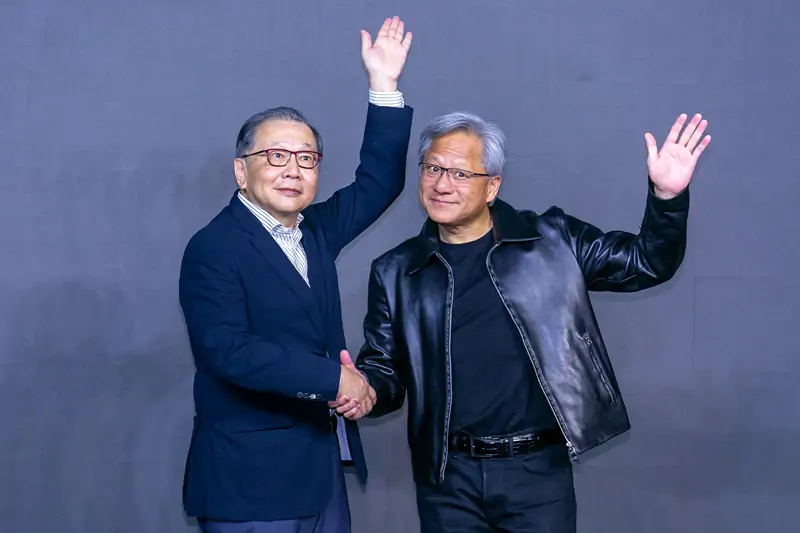 黄仁勋出手,235亿投资联发科