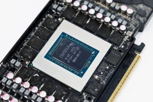 传英伟达RTX5090停产：GB202芯片全面转供数据中心！