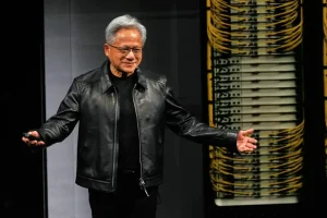 黄仁勋：不担心DRAM过剩，愿与长鑫存储合作！