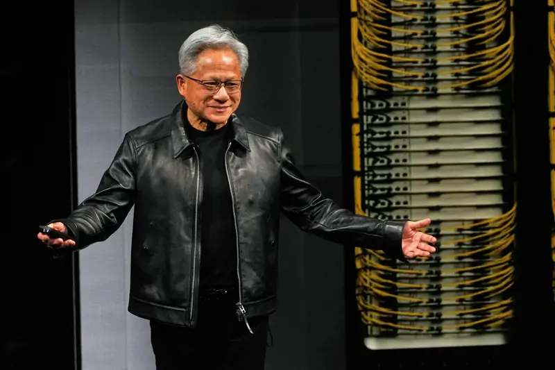 黄仁勋：不担心DRAM过剩，愿与长鑫存储合作！